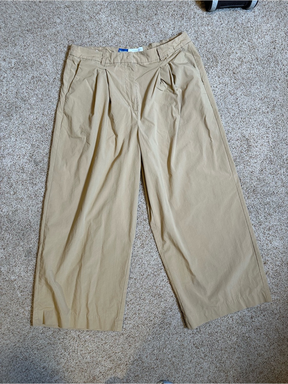 Old Navy Women’s Wide-Leg Chinos in Beige